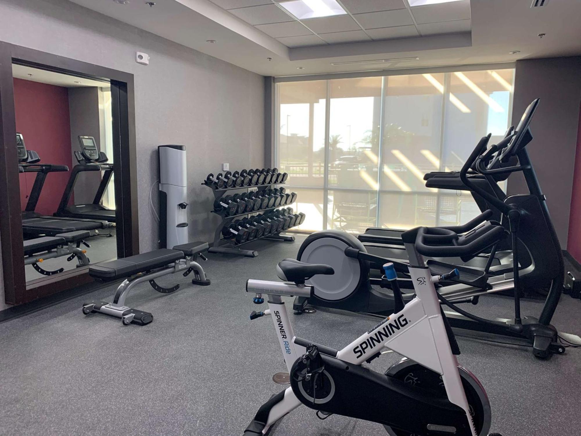 Home2 Suites By Hilton Edinburg Exteriör bild